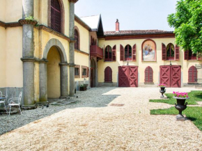 Timeless apartment in Racconigi with garden and sauna